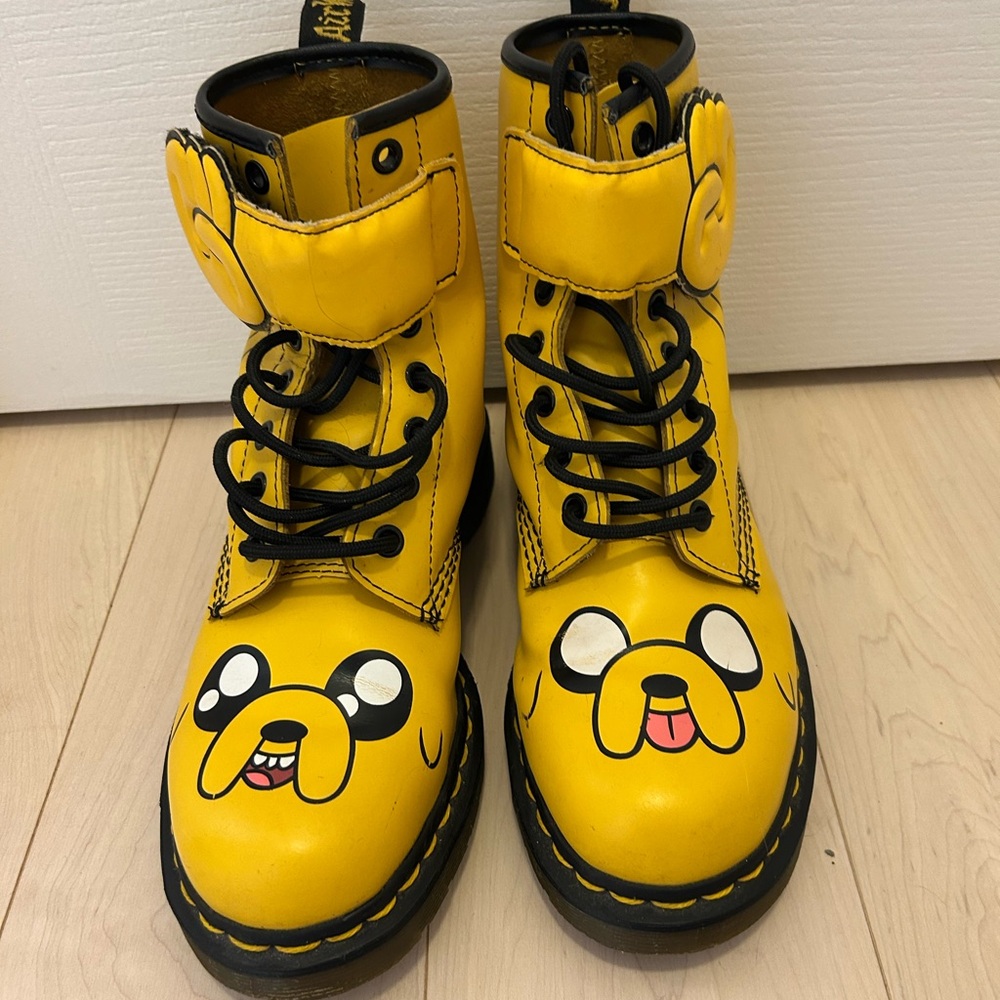 Dr. Martens Yellow Adventure time Jake Cartoon Face Boots-